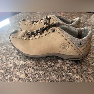 Smartwool Women’s Timberland X Beige Leather Waterproof Hiking Shoes Size 8